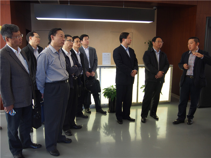 集團(tuán)領(lǐng)導(dǎo)集體赴上海自貿(mào)區(qū)、上海期貨交易所調(diào)研