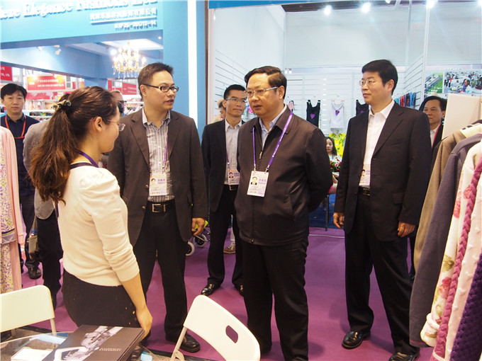 王正喜赴廣州、深圳、香港調(diào)研