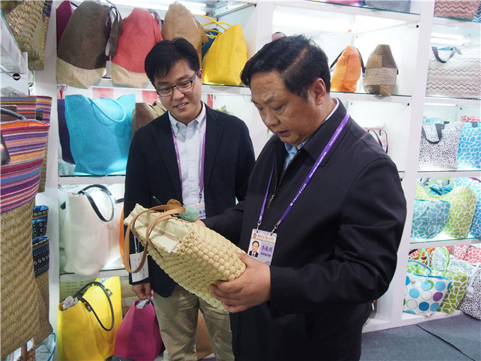 王正喜赴廣州、深圳、香港調(diào)研