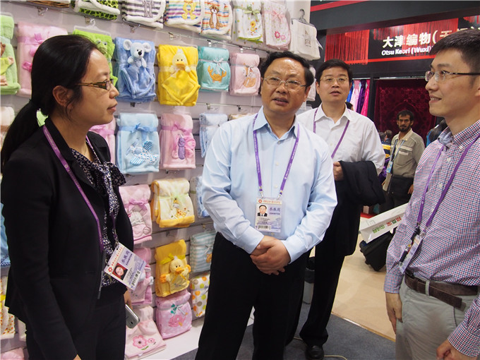 王正喜赴廣州、深圳、香港調(diào)研