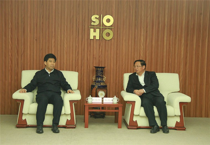 淮安市長曲福田、市政協(xié)主席王維凱到蘇豪控股集團考察調(diào)研