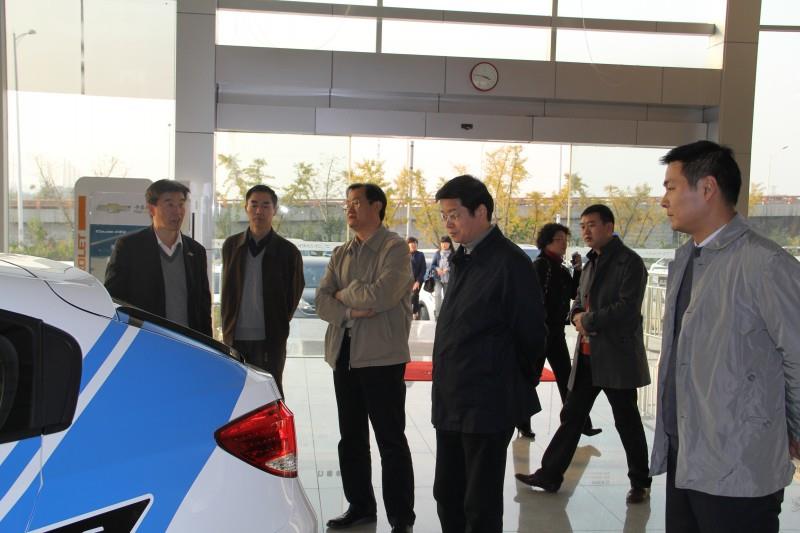 省國(guó)資委監(jiān)事會(huì)到天泓汽車(chē)調(diào)研