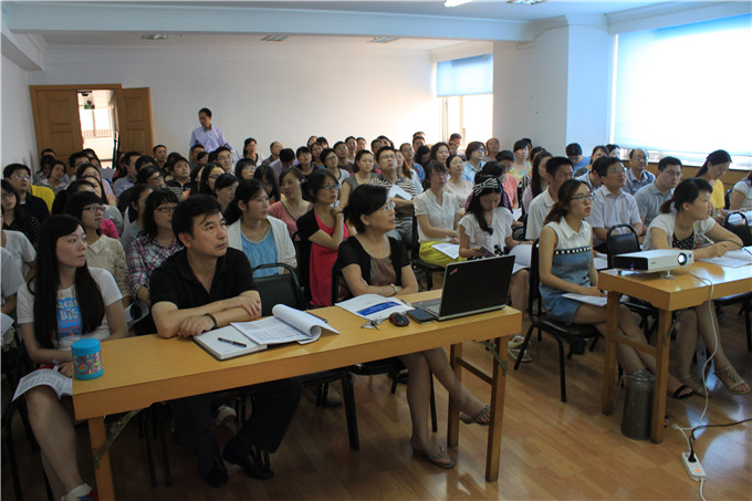 紡織進(jìn)出口公司舉行計算機(jī)培訓(xùn)